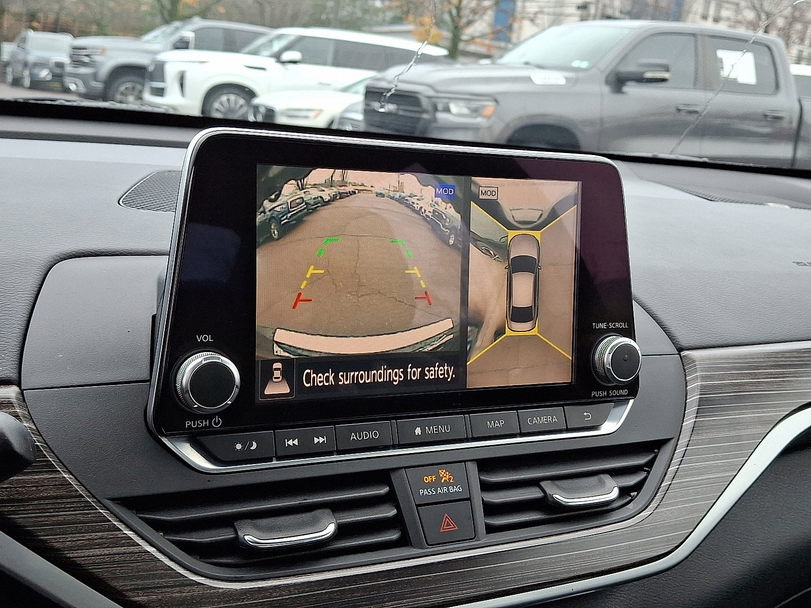 Used 2019 Nissan Altima 2.5 Platinum image 17