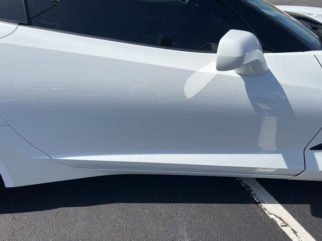 Used 2014 Chevrolet Corvette Z51 w/ 3LT Preferred Equipment Group image 4