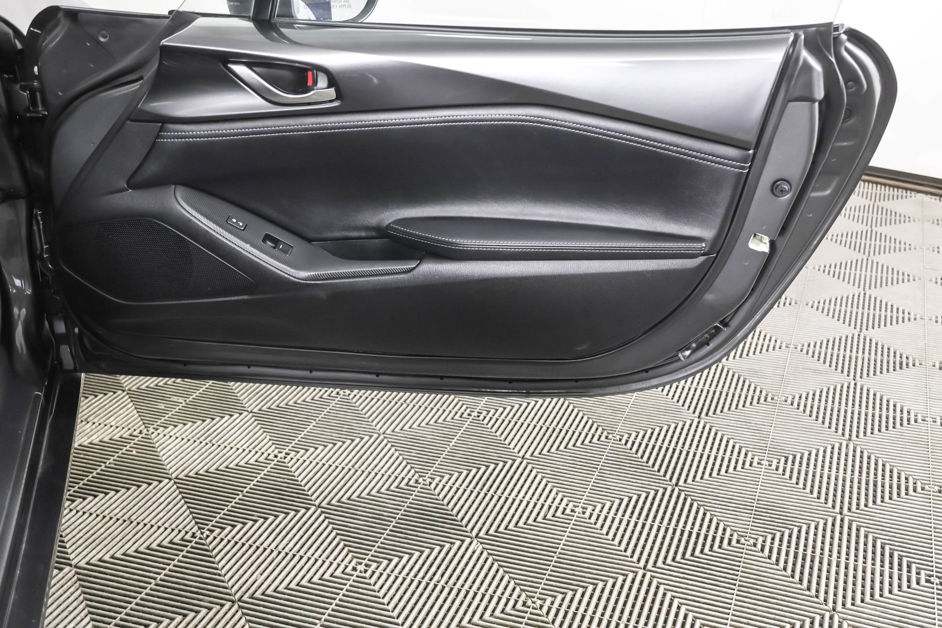 Used 2022 MAZDA MX-5 Miata RF Grand Touring image 41