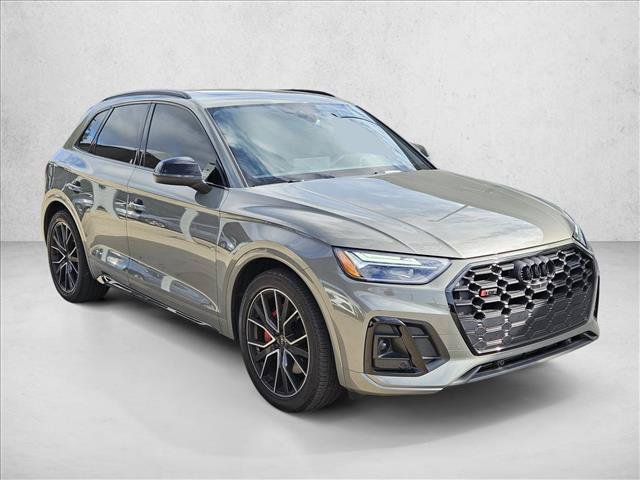 Certified 2024 Audi SQ5 Premium Plus w/ Premium Plus Package AWD/4WD image 3