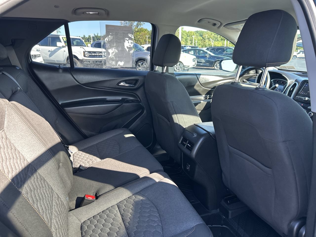 Used 2020 Chevrolet Equinox LT AWD/4WD image 18