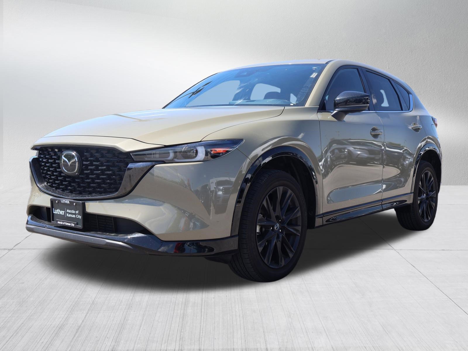 Used 2024 MAZDA CX-5 Carbon Edition AWD/4WD image 3
