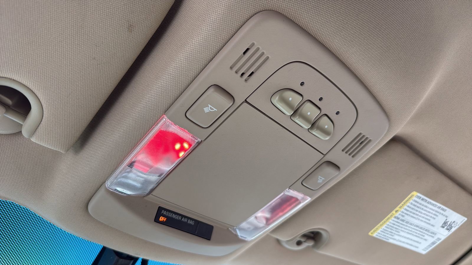 Used 2011 Buick Lucerne CXL w/ Driver Confidence Package FWD image 19