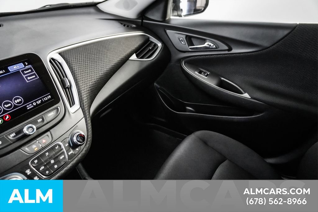 Used 2025 Buick Enclave Preferred image 42