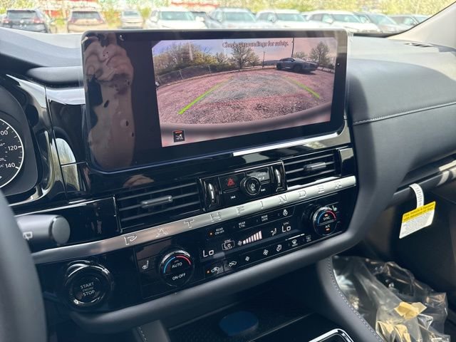 New 2026 Nissan Pathfinder SV w/ SV Premium Package AWD/4WD image 19