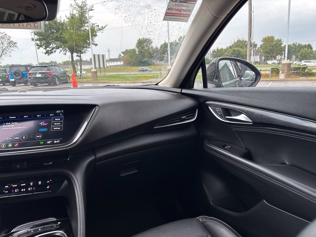 Used 2023 Buick Envision Essence FWD image 26