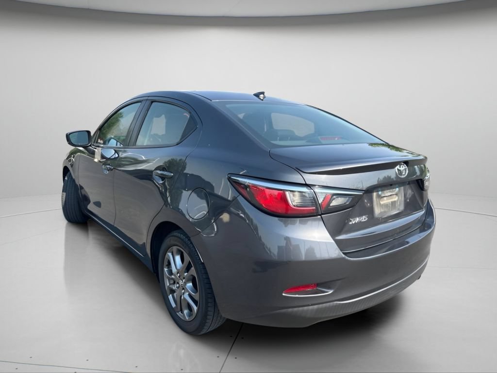 Used 2019 Toyota Yaris LE FWD image 8