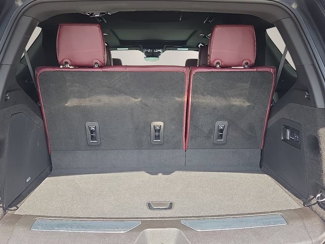 Used 2025 Cadillac Escalade Sport AWD/4WD image 9