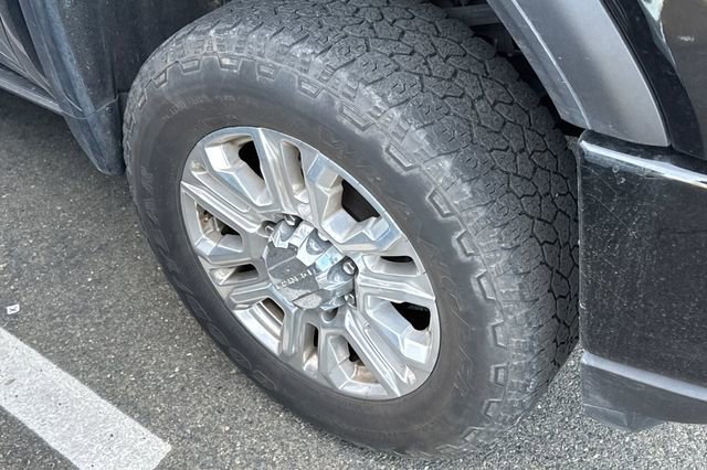 Used 2023 GMC Sierra 2500 Denali w/ Denali Ultimate Package image 4