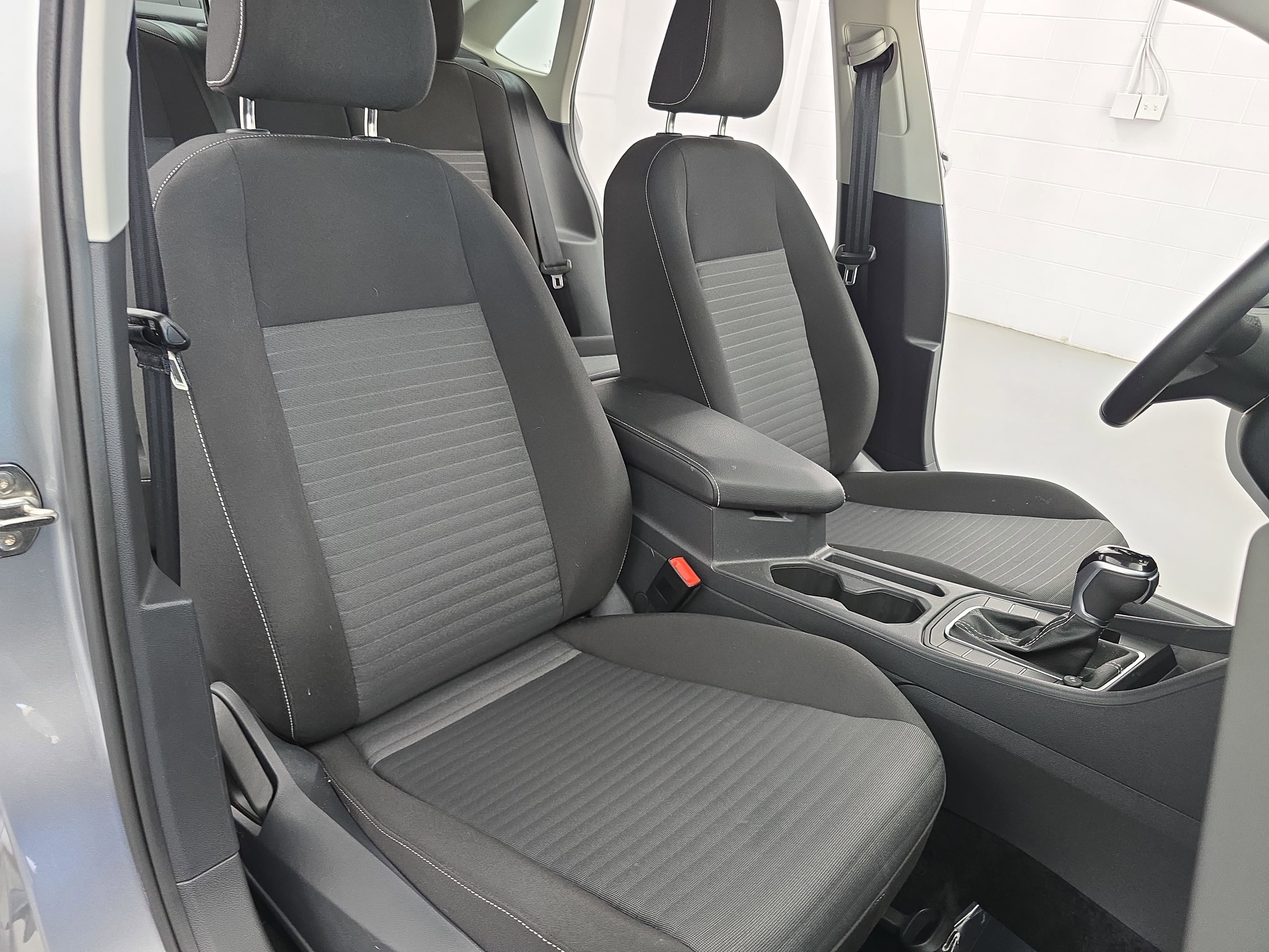 Used 2025 Volkswagen Jetta S image 10
