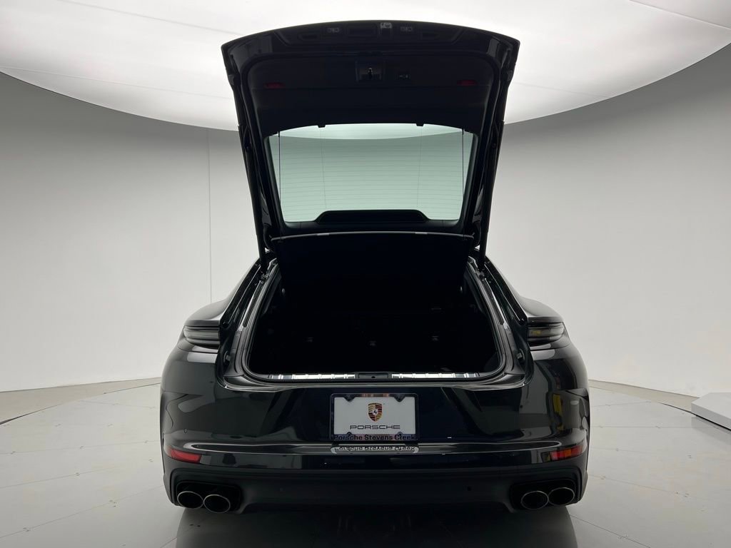 Used 2025 Porsche Panamera image 20
