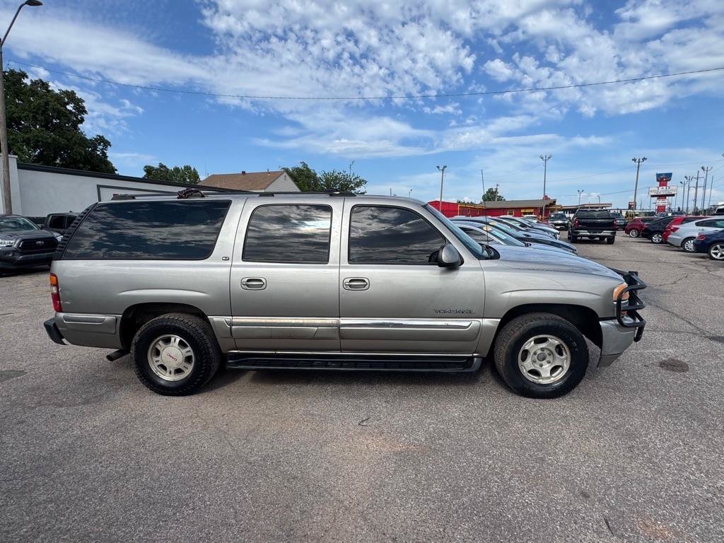 Used 2001 GMC Yukon XL SLT w/ SLT Equipment Group AWD/4WD image 4