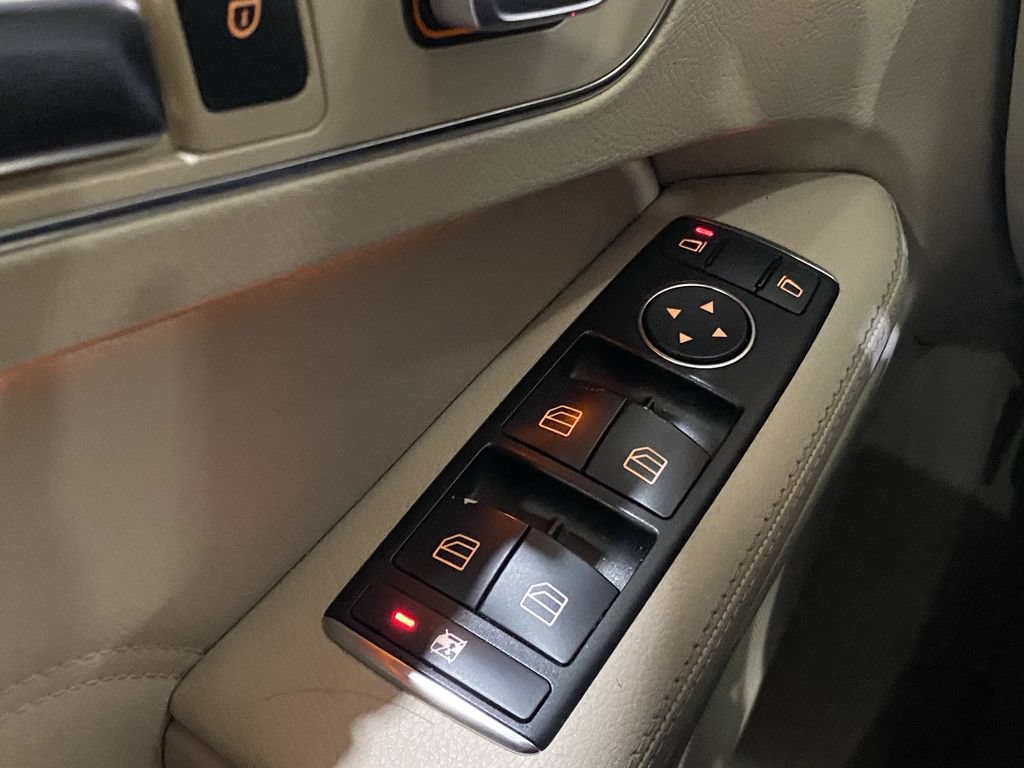 Used 2014 Mercedes-Benz E 350 Sedan image 9