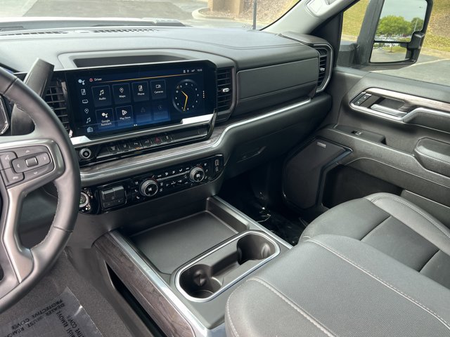 Used 2024 Chevrolet Silverado 3500 LTZ w/ LTZ Plus Package AWD/4WD image 15