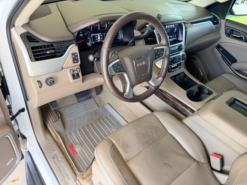 Used 2018 GMC Yukon XL SLT w/ HD Trailering Package RWD image 14