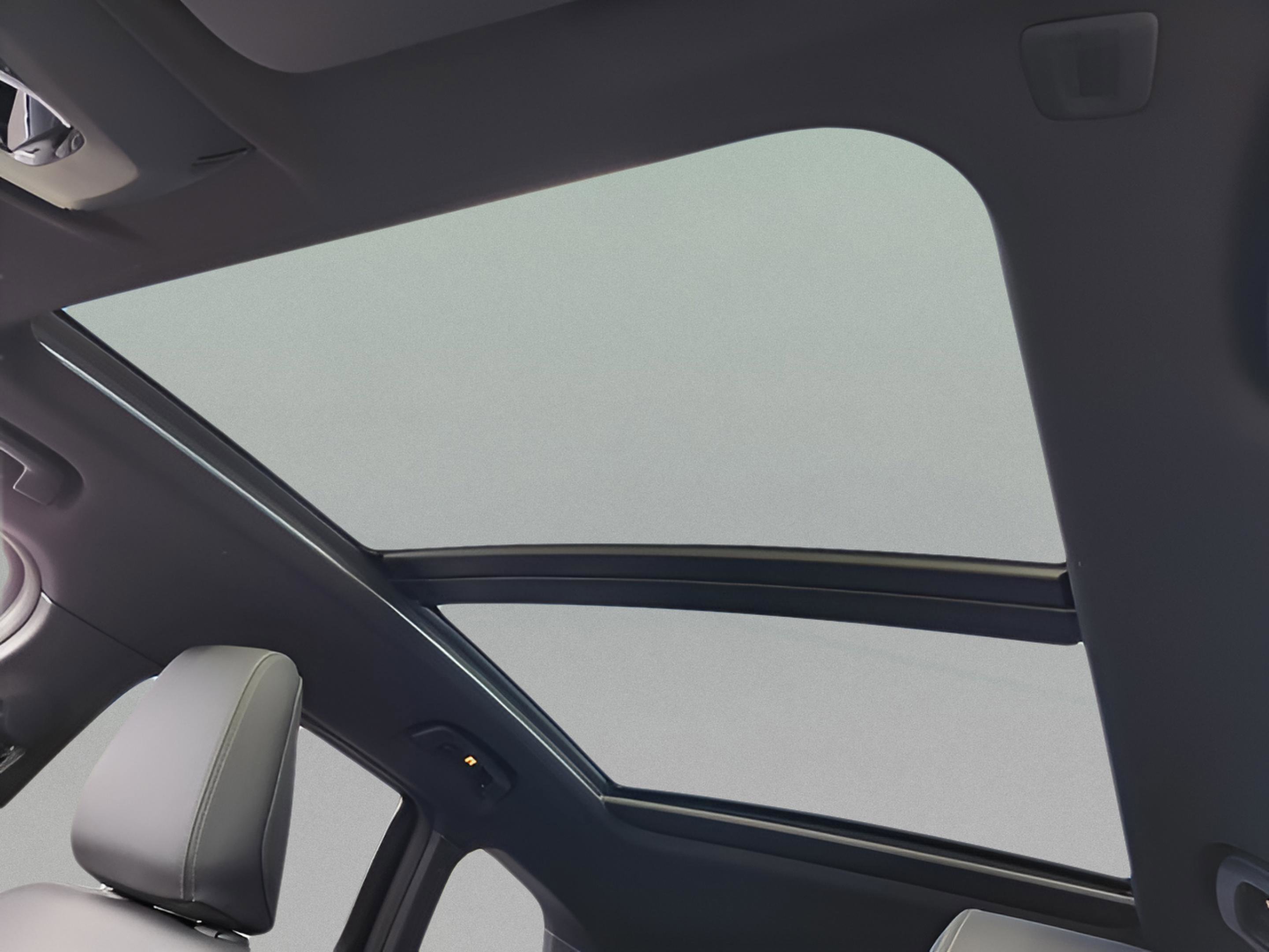 New 2026 BMW X1 xDrive28i w/ M Sport Package AWD/4WD image 14