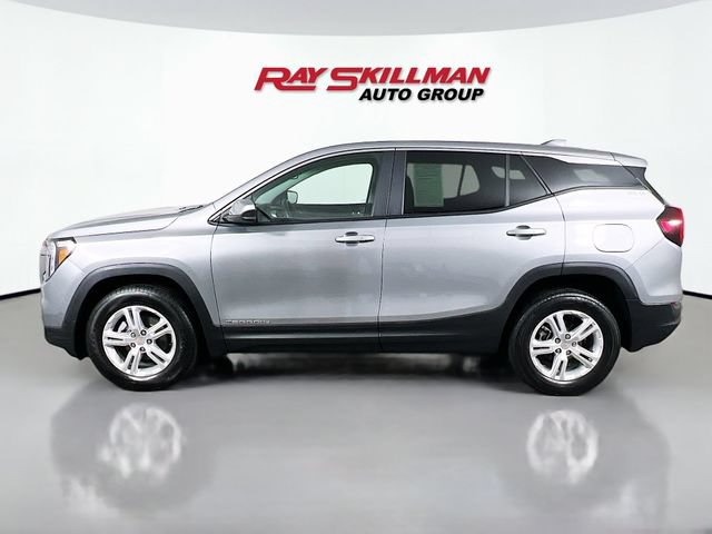 Used 2024 GMC Terrain SLE AWD/4WD image 4