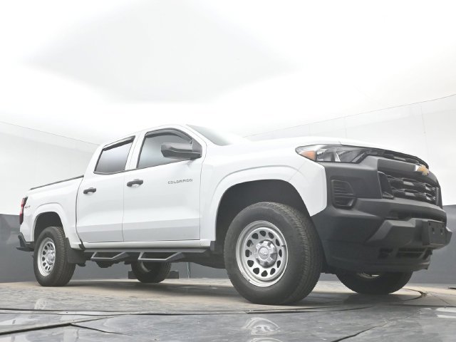 Used 2024 Chevrolet Colorado W/T w/ WT Convenience Package AWD/4WD image 40