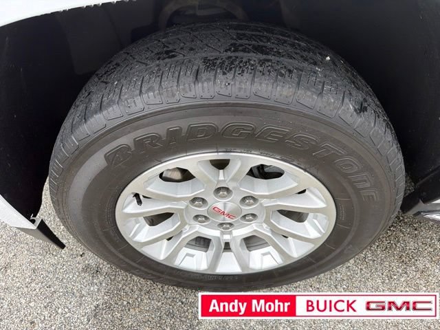 Used 2018 GMC Yukon SLE w/ HD Trailering Package AWD/4WD image 17