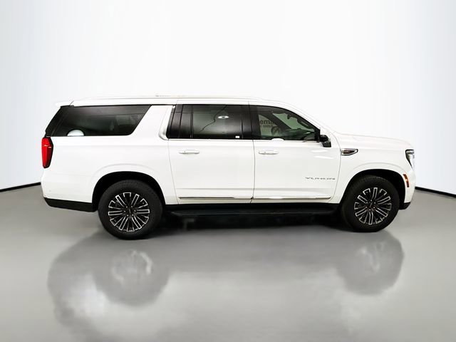 Used 2025 GMC Yukon XL Elevation AWD/4WD image 10