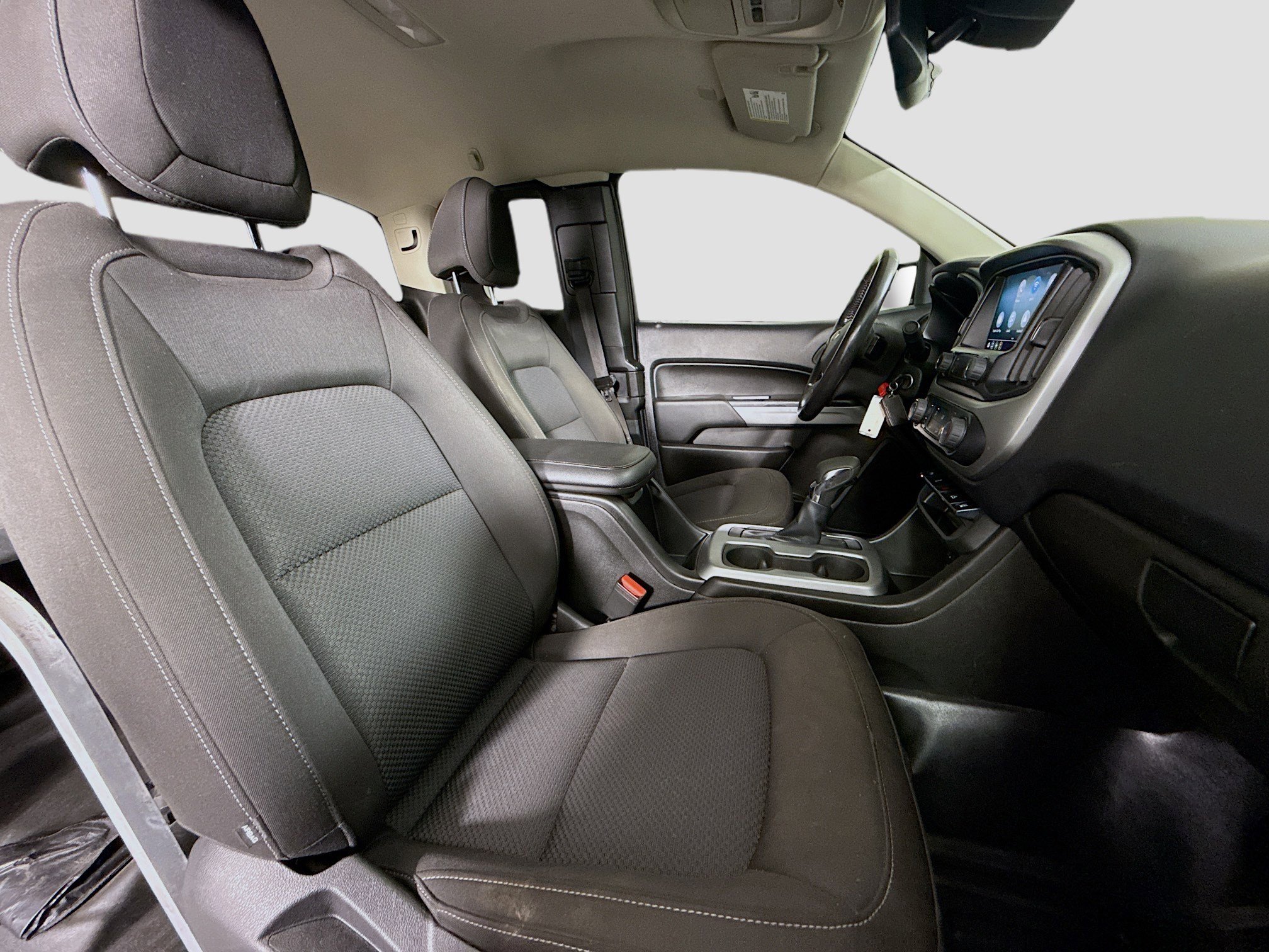 Used 2022 Chevrolet Colorado LT w/ Fleet Safety Package image 28