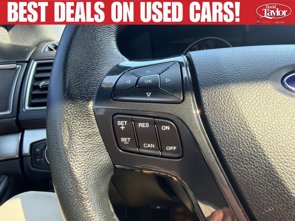 Used 2018 Ford Explorer XLT w/ Equipment Group 202A FWD image 17