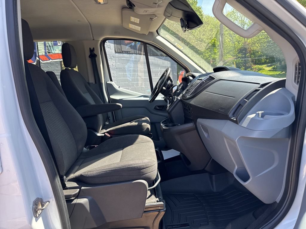 Used 2016 Ford Transit 350 XLT RWD image 8