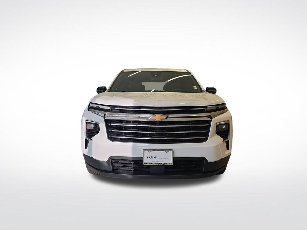 Used 2024 Chevrolet Traverse LT FWD image 11