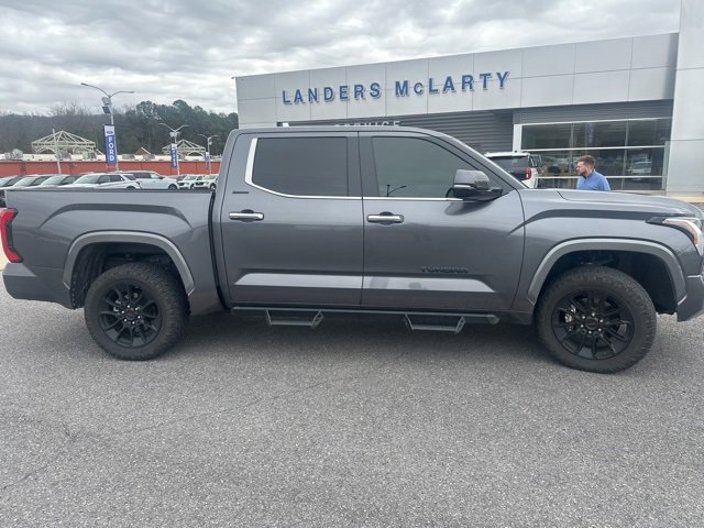 Used 2025 Toyota Tundra Limited image 9