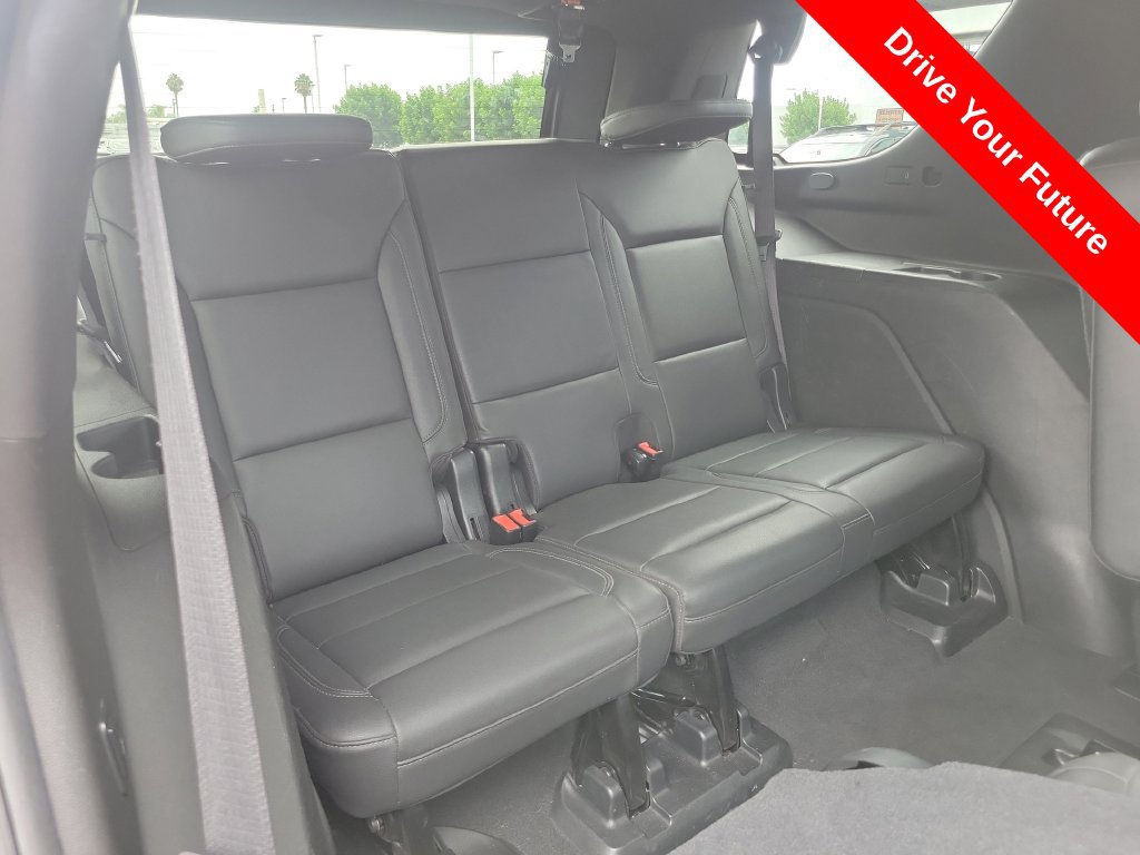 Used 2021 Chevrolet Tahoe Z71 w/ Luxury Package AWD/4WD image 24