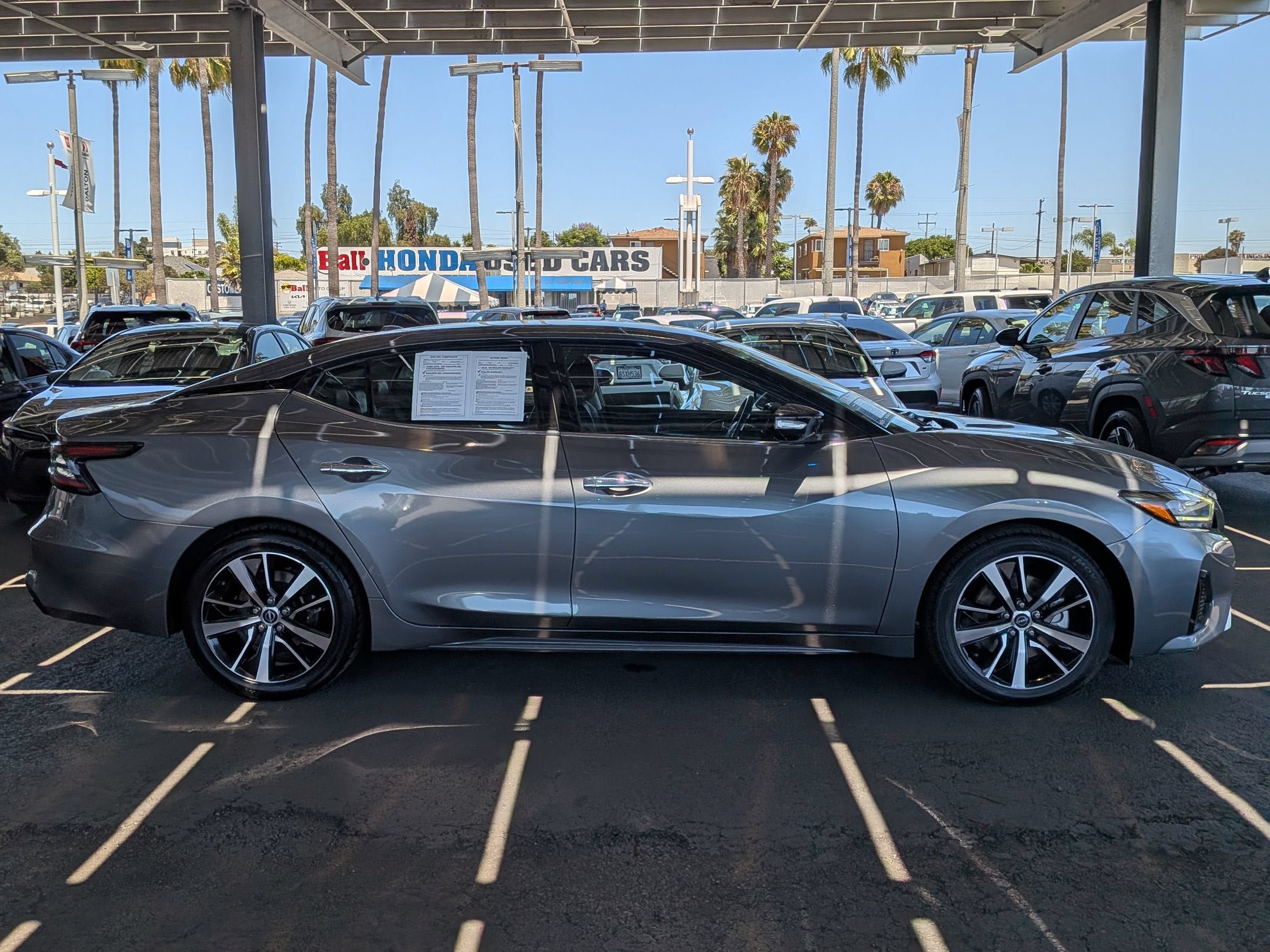 Used 2023 Nissan Maxima SV w/ Floor Mat Group FWD image 5