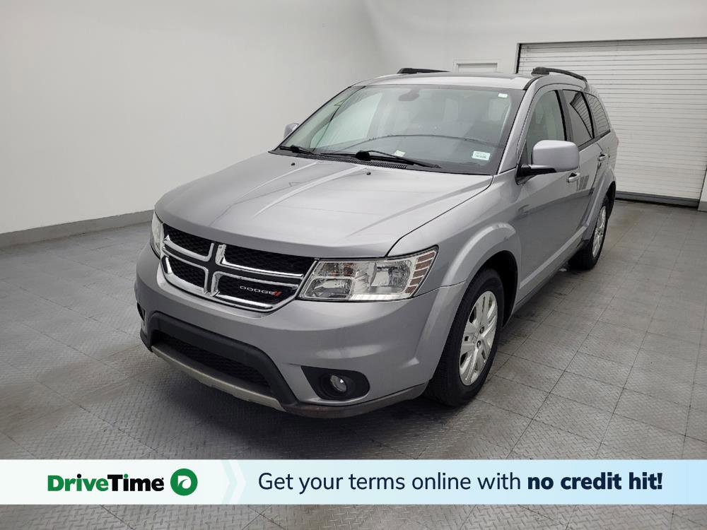 Used 2019 Dodge Journey SE FWD image 1