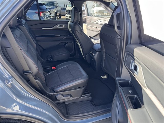 New 2026 Ford Explorer ST image 24