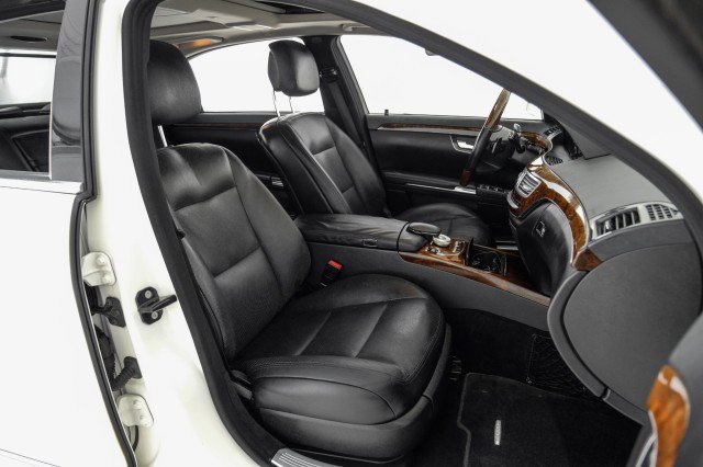 Used 2013 Mercedes-Benz S 550 image 33