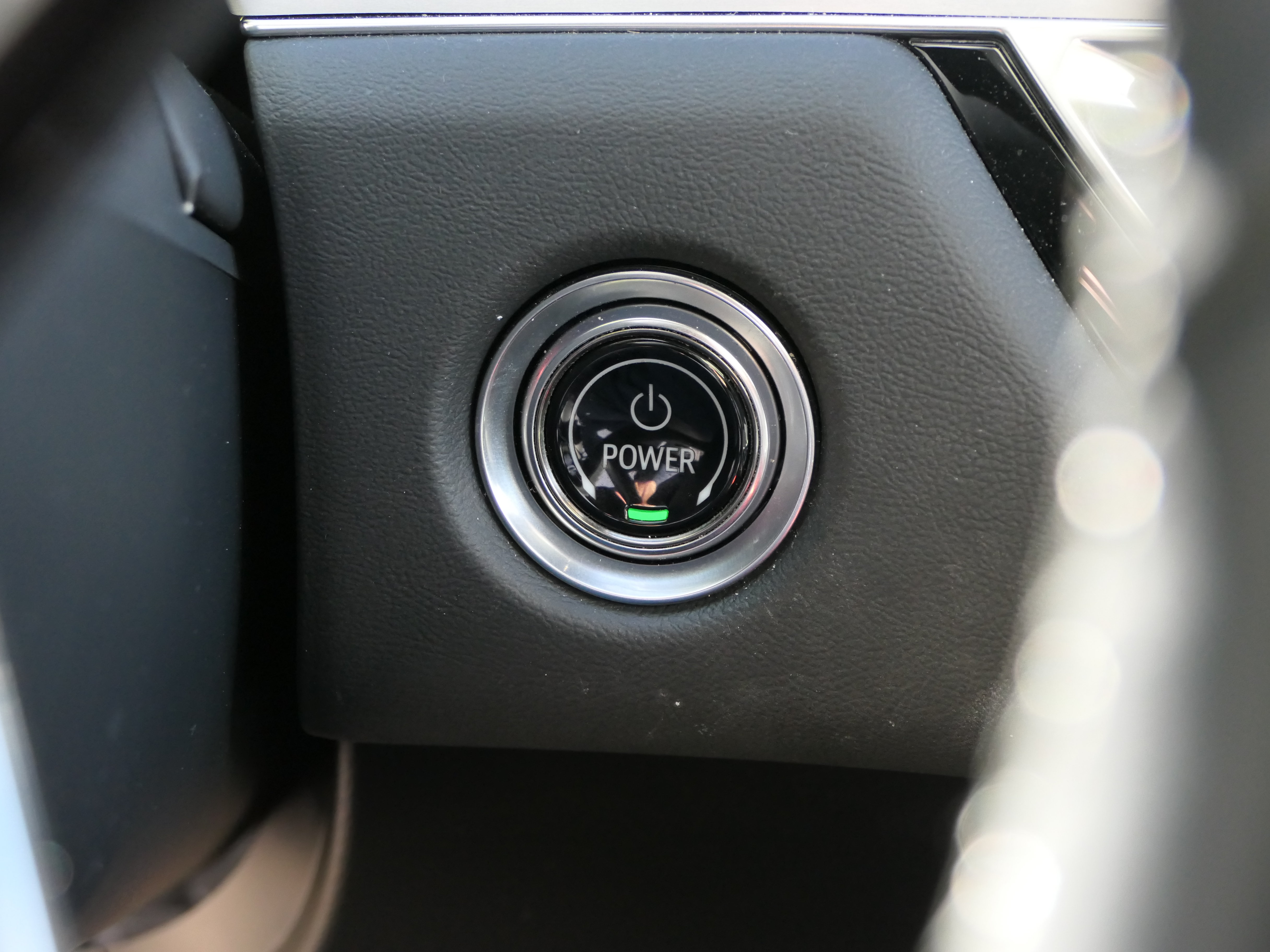 Certified 2024 Cadillac Lyriq Sport AWD/4WD image 19