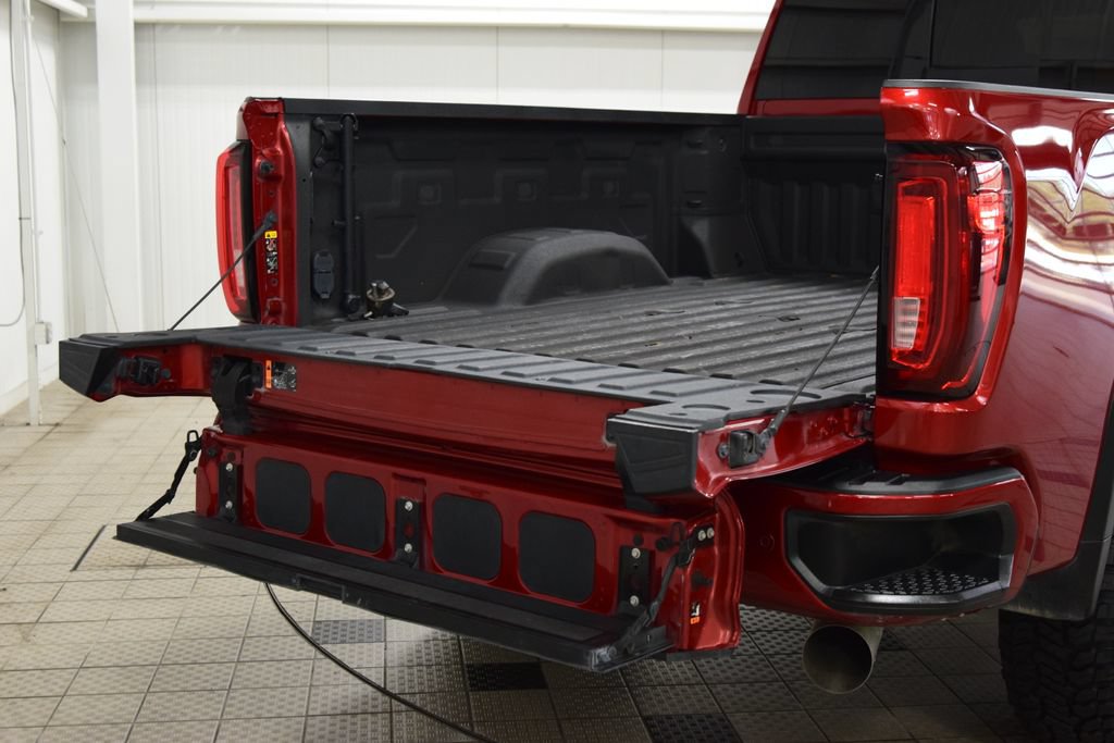 Used 2022 GMC Sierra 2500 Denali w/ Denali Ultimate Package AWD/4WD image 24