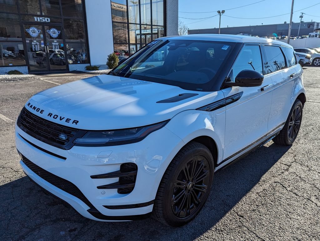 Used 2024 Land Rover Range Rover Evoque Dynamic SE AWD/4WD image 2