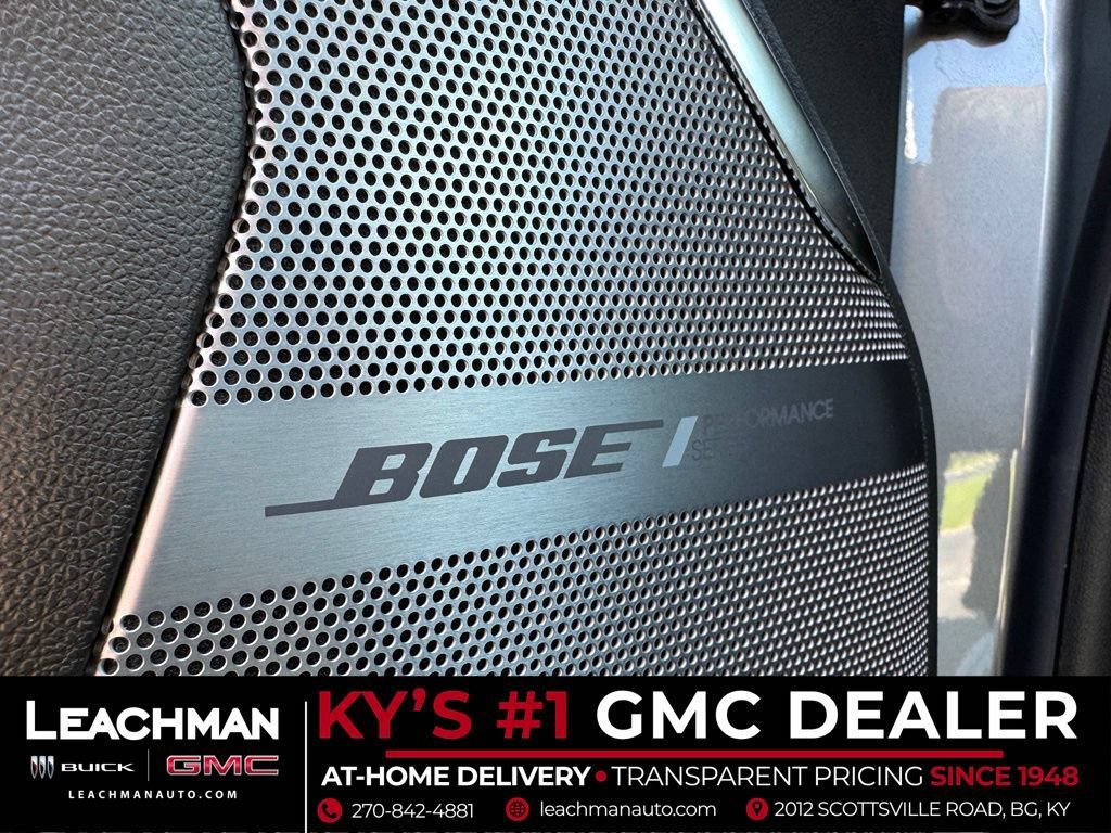 New 2026 GMC Yukon Denali Ultimate w/ LPO, Floor Liner Package AWD/4WD image 12