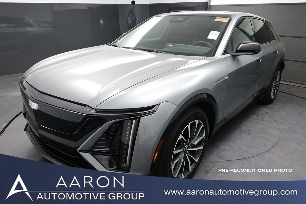 Used 2024 Cadillac Lyriq Sport RWD image 1