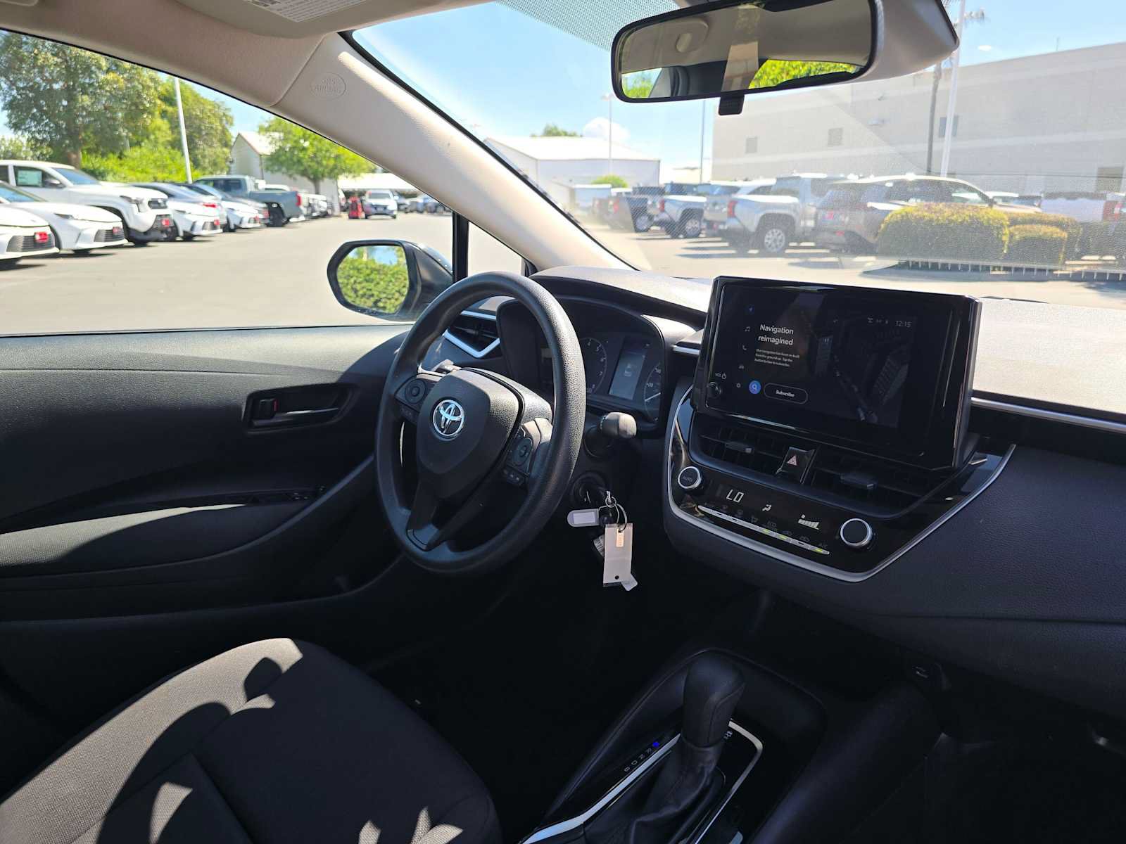 Used 2025 Toyota Corolla LE FWD image 10