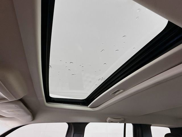 Used 2012 Jeep Liberty Limited w/ Tire & Wheel Group AWD/4WD image 20