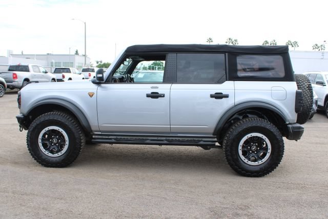 Used 2022 Ford Bronco Badlands AWD/4WD image 9