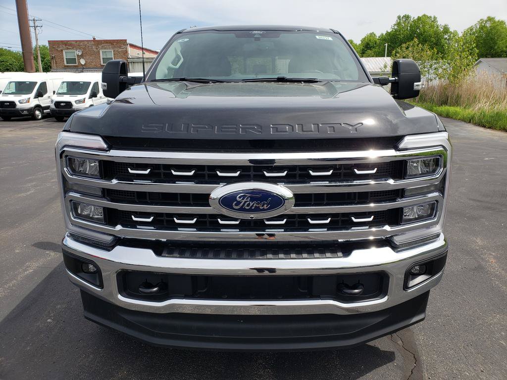 New 2026 Ford F250 Lariat AWD/4WD image 2