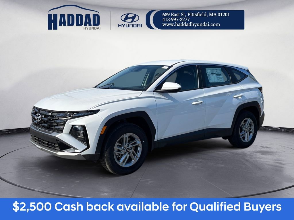 New 2025 Hyundai Tucson SE image 1