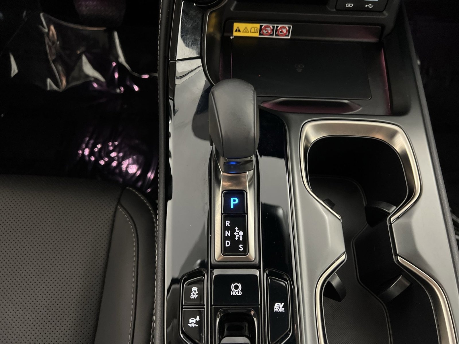 Used 2024 Lexus NX 350h AWD image 21