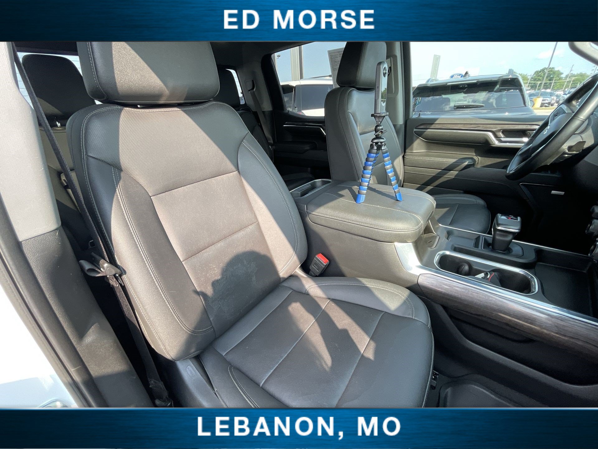 Used 2023 Chevrolet Silverado 1500 LTZ w/ LTZ Convenience Package II AWD/4WD image 26