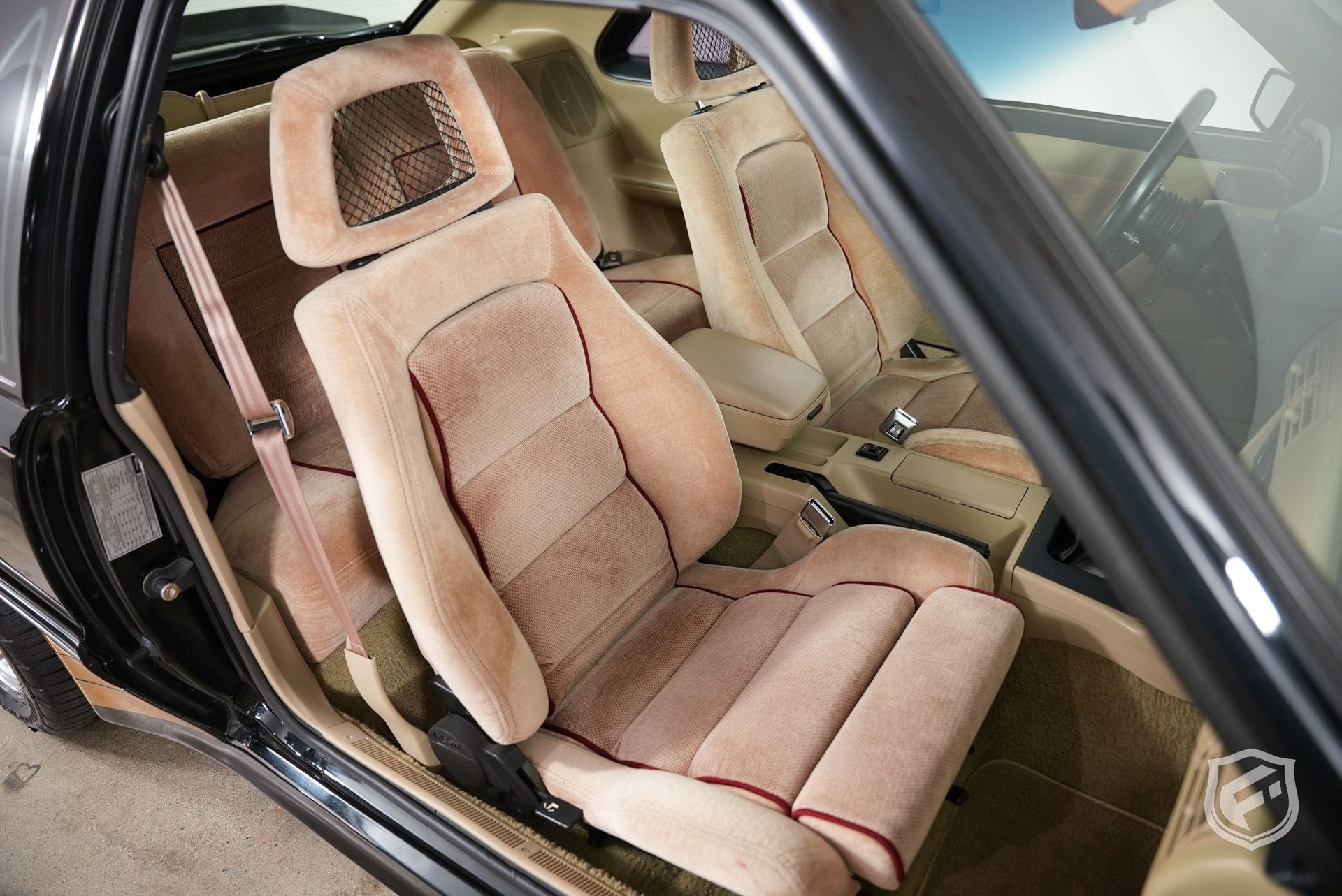 Used 1989 Ford Mustang LX RWD image 37