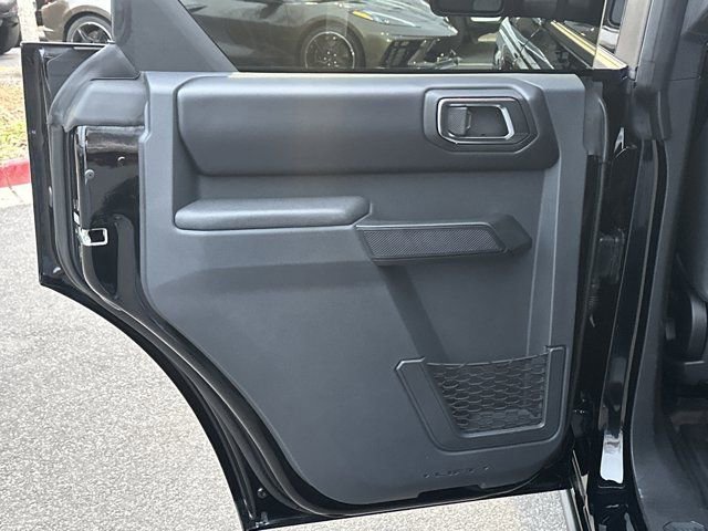 Used 2025 Ford Bronco Badlands image 26