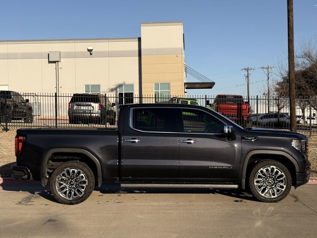 Used 2023 GMC Sierra 1500 Denali Ultimate image 3
