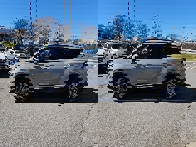 Used 2023 Kia Sportage SX image 3